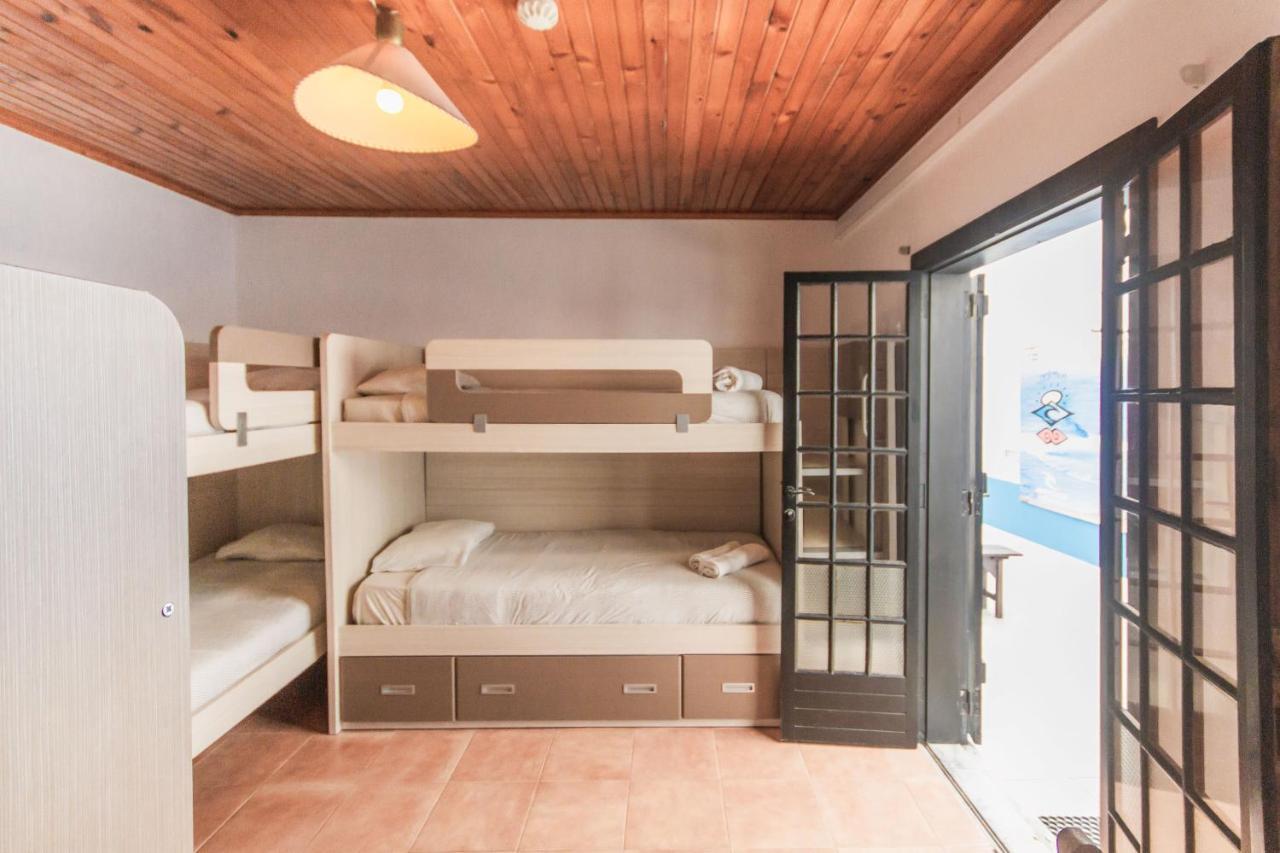 Estudios Lagido - Peniche Surf Camp Working Space & Surf Феррел Екстер'єр фото