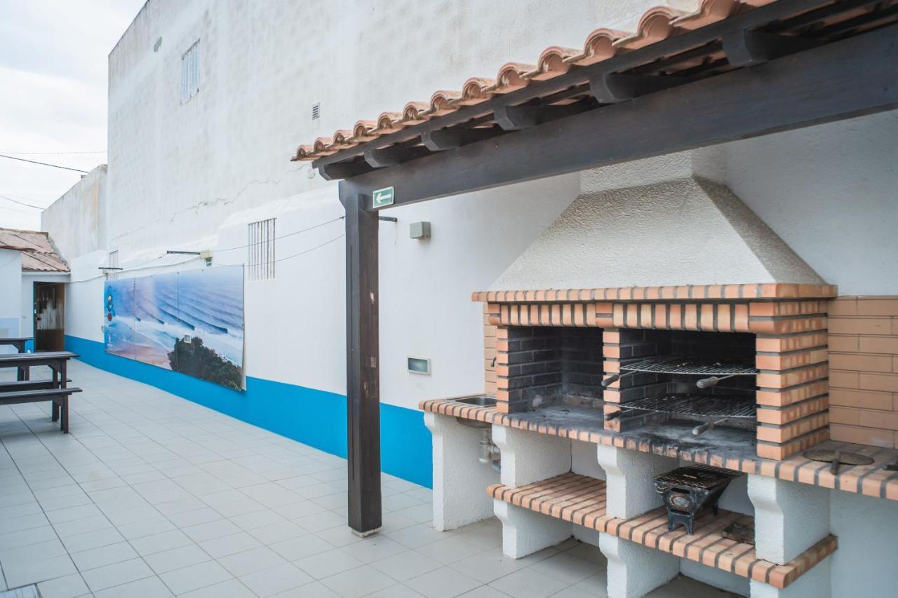 Estudios Lagido - Peniche Surf Camp Working Space & Surf Феррел Екстер'єр фото